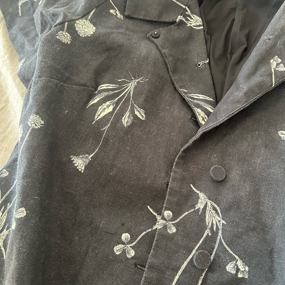 Tuckernuck Black Short-Sleeve A-Line Dress with White Floral Print - Picture 5 of 7